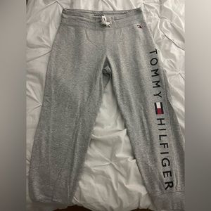 TOMMY HILFIGER JOGGERS